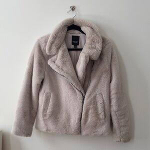 Simply Vera Faux Fur